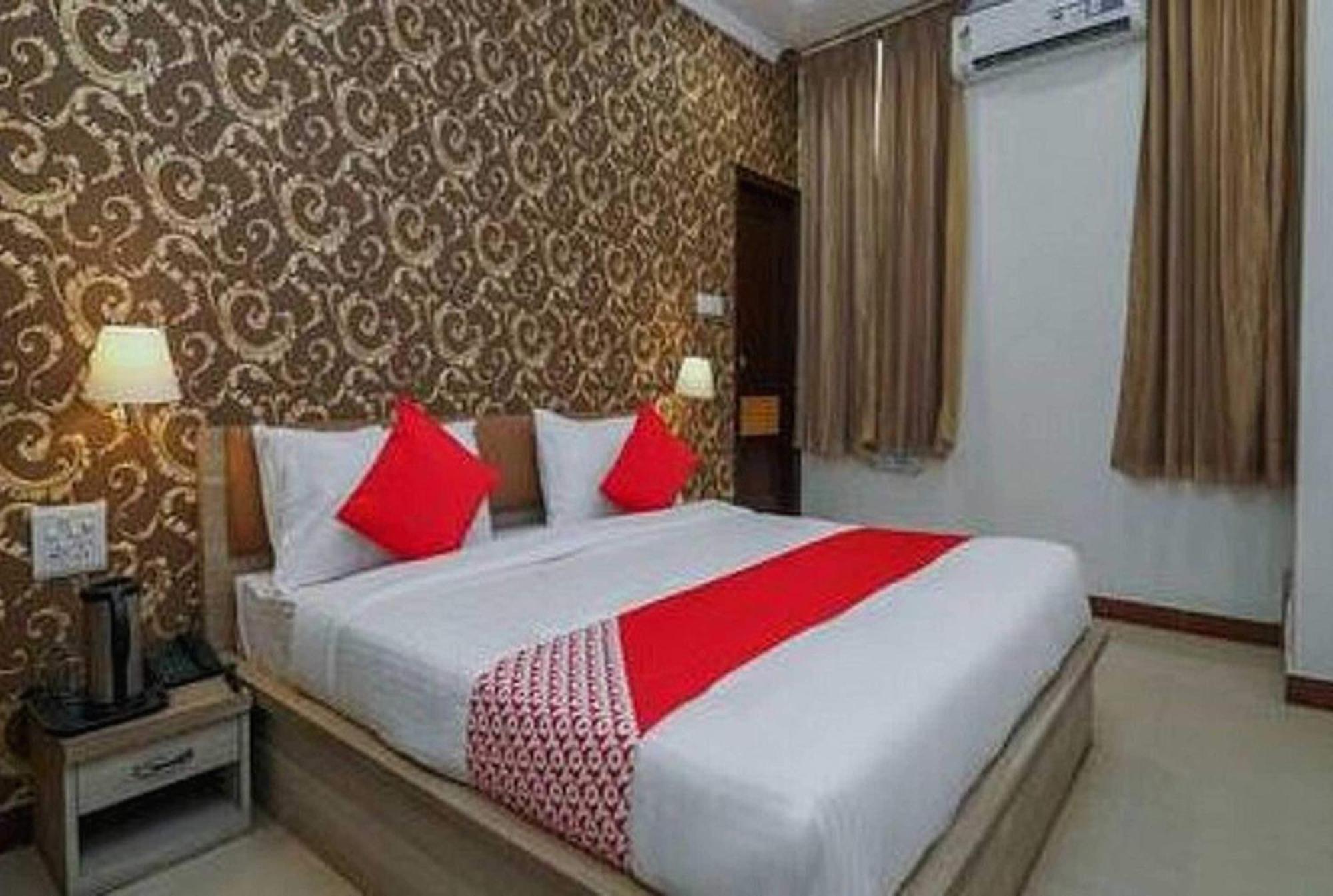 Hotel O Palm Town Jaipur Buitenkant foto